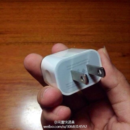 iphone-6-usb-power-adapter-weibo.jpg?w=4