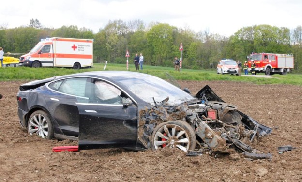 Tesla Model 3 Accident
